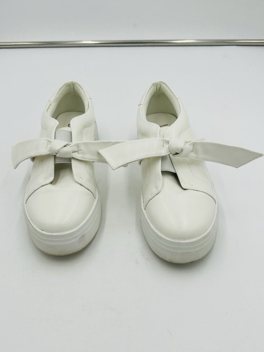 Lulus Slip On Sneakers Womens Sz 8 White Bows Faux Leather